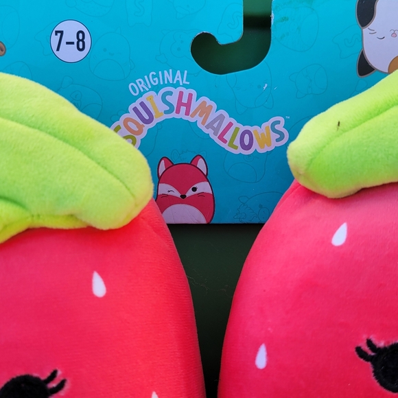 Squishmallows Slippers - Picture 2 of 2